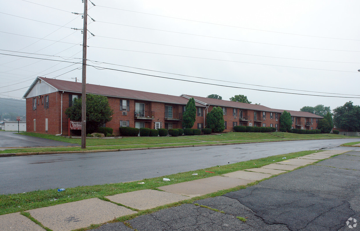 Foto principal - Brookdale Gardens Apartments