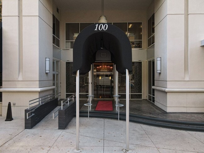 Photo - 2/2 at The Sanctuary ~ Downtown Orlando's Established Luxury Condos 1 Block from Lake Eola