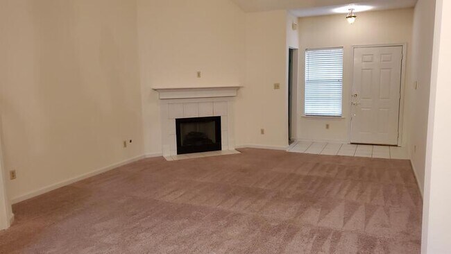 Building Photo - 1163 Brady Hollow Ln