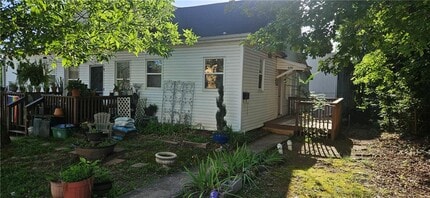 Building Photo - 628 Whitham Ave