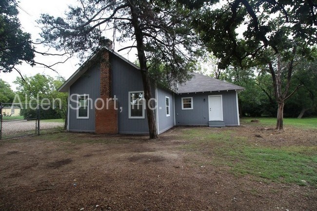 Building Photo - 3 bed, 2 bath in Pleasant Grove
