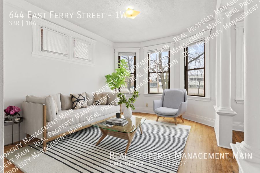 Foto principal - 644 E Ferry St