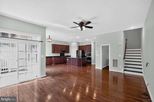 Foto del edificio - 43278 Sunderleigh Square