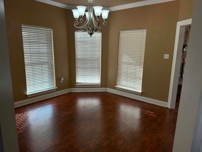 Foto del edificio - 48399 Alack Ln