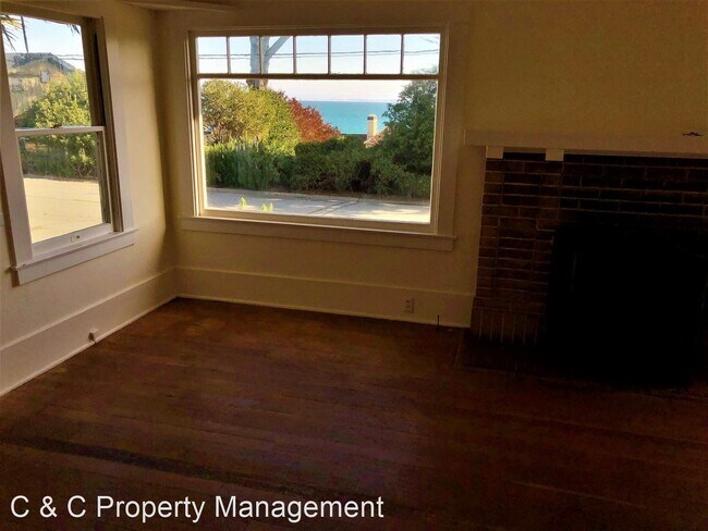 Foto del edificio - 2 br, 1 bath House - 901 Del Monte Blvd