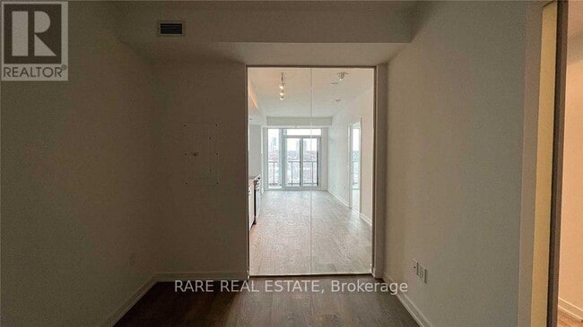 Building Photo - 50 Power St