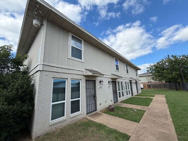 4959-4965 Miller Ave - 4959-4965 Miller Ave Apartment