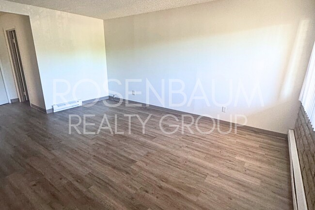 Foto del edificio - Cute and cozy 1-bedroom, 1-bath upstairs a...