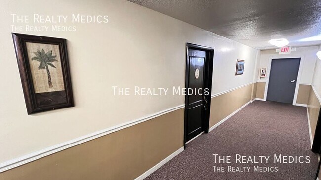 Building Photo - 1695 Lee Rd