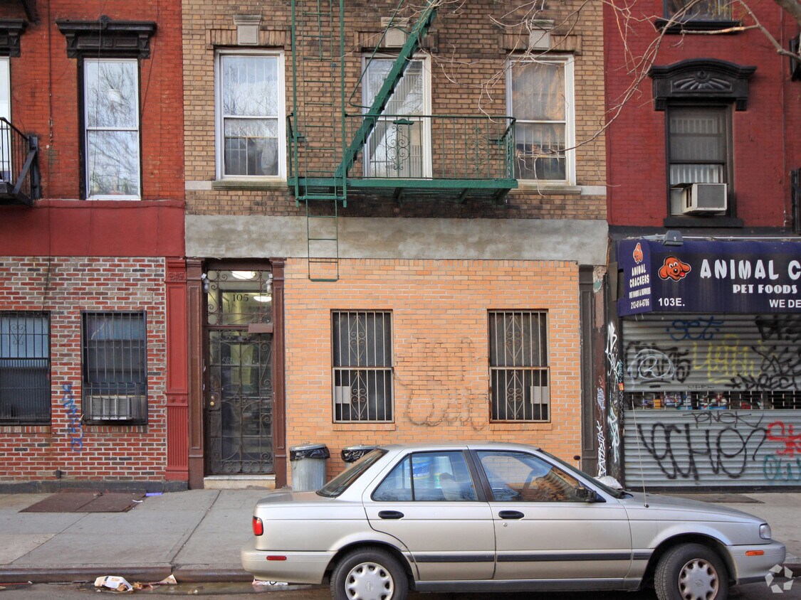 Foto del edificio - 105 E 2nd St