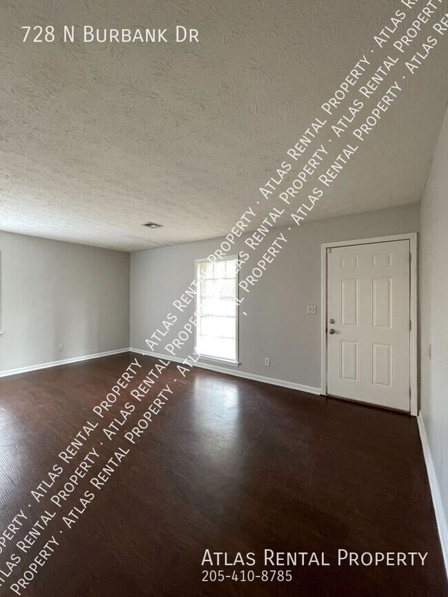 Foto del edificio - 728 N Burbank Dr