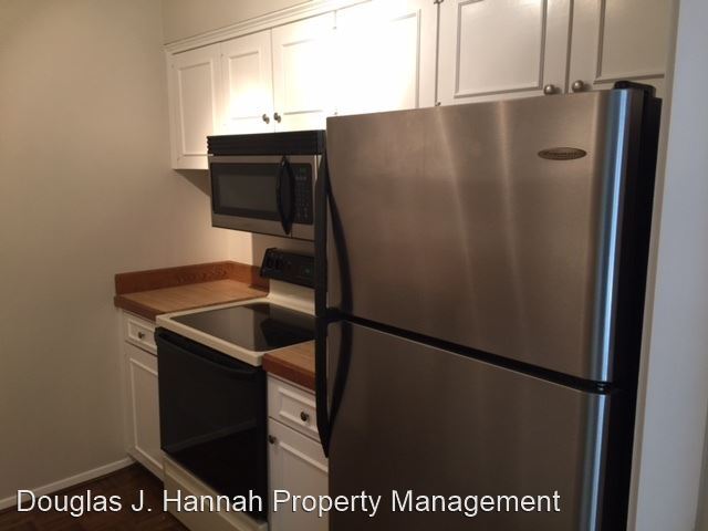 Building Photo - 2 br, 2 bath House - 5157 W. 75th Street