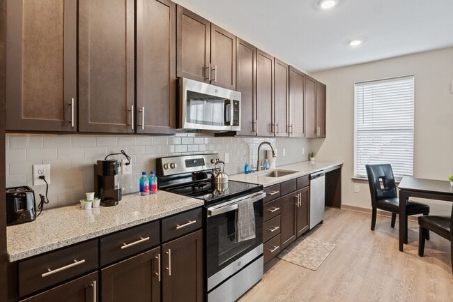 Building Photo - 1607 Centennial Park Blvd