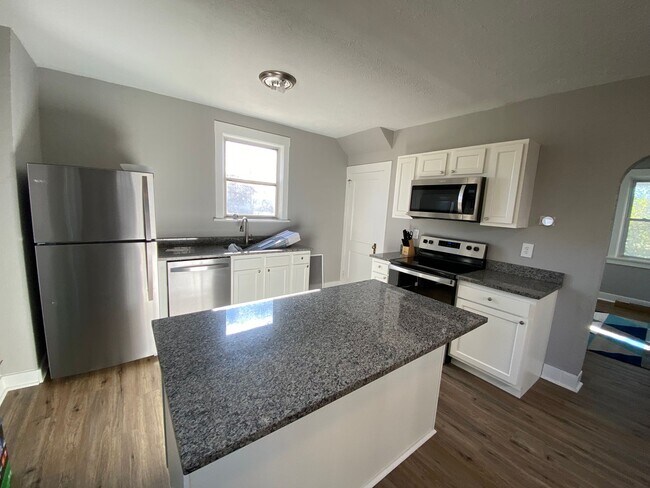 Foto del edificio - Newly Renovated Single Family House For Rent!