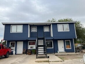 Building Photo - 1303 E Eistetter St