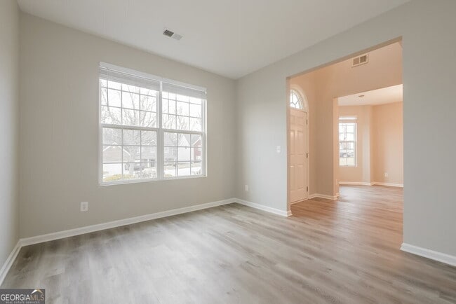 Foto del edificio - 298 Summit View Dr