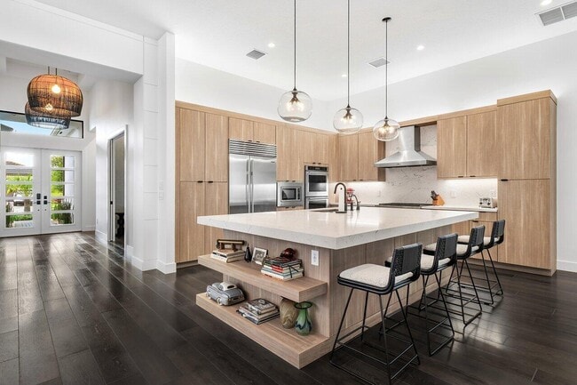 Building Photo - 9109 Fiano Pl