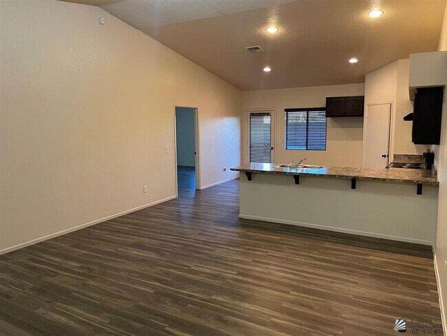 Building Photo - 7377 E 39th Pl