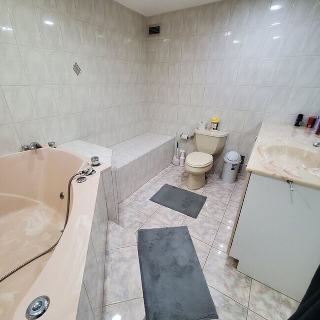 Photo - Chestnut Hill Condo