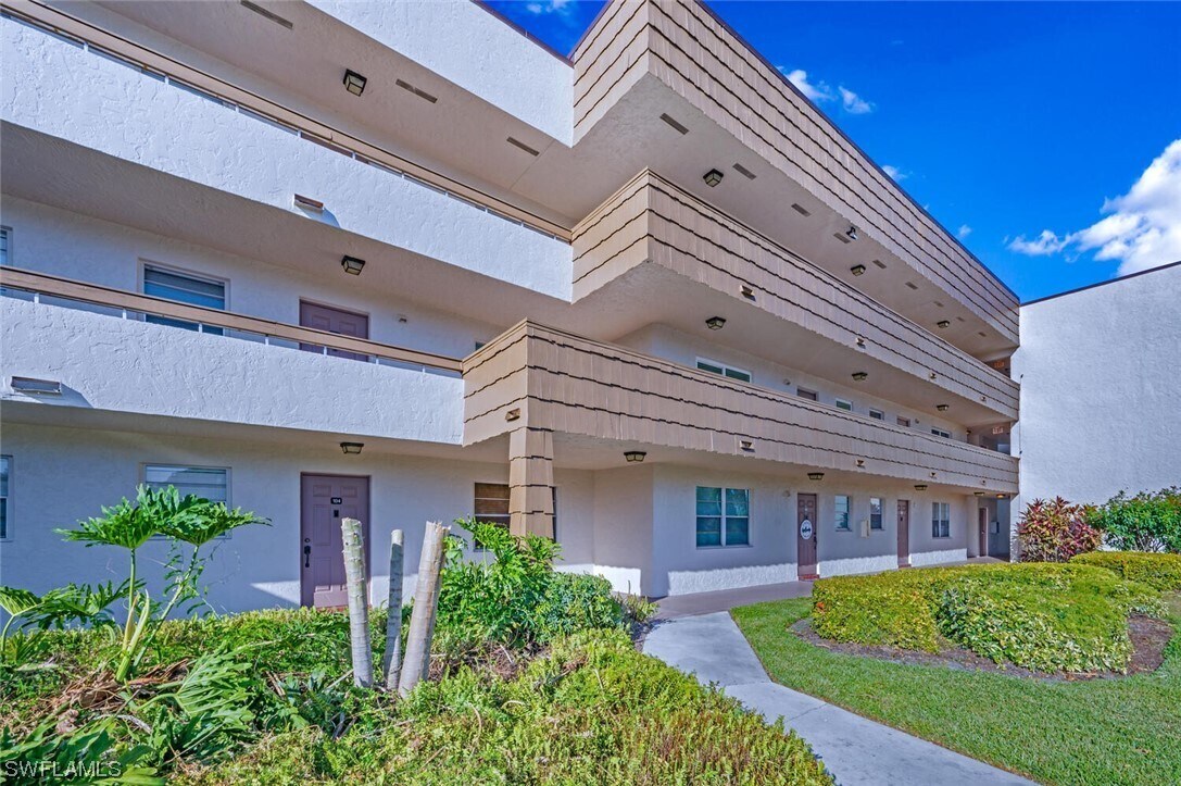 Foto principal - 499 Forest Lakes Blvd