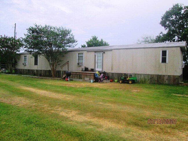 Building Photo - 1247 Kersten Rd