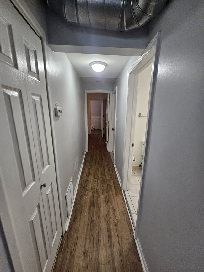 Building Photo - 2125 N Lorel Ave