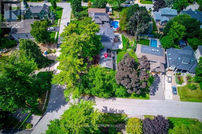 Photo du bâtiment - 463 Drummond Rd