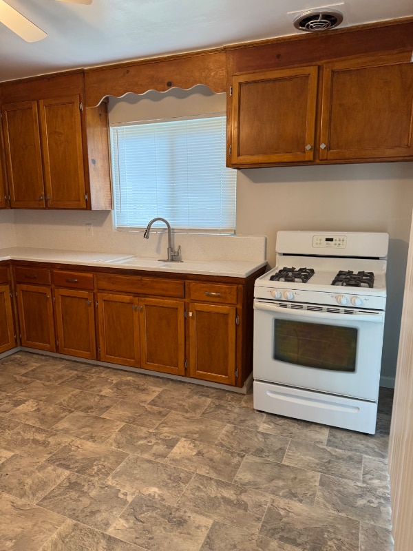 Foto del edificio - 426 Cowell Ave