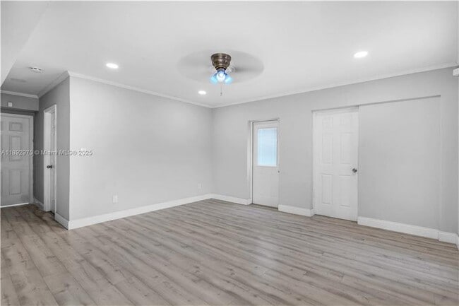 Building Photo - 4500 NE 18th Ave