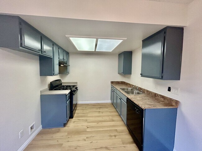 Building Photo - Spacious 2-Bedroom, 2-Bath Apartment – Ground Level! 90710! Move In Special - $1.000.00 Off One M...
