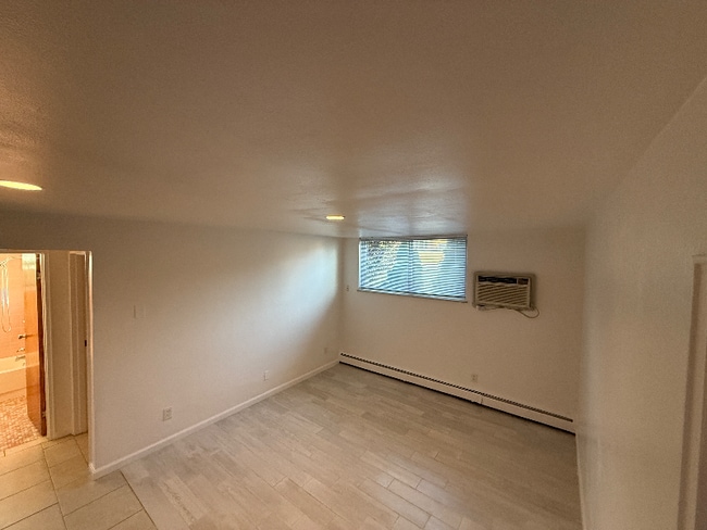 Building Photo - 3313 Camvic Terrace