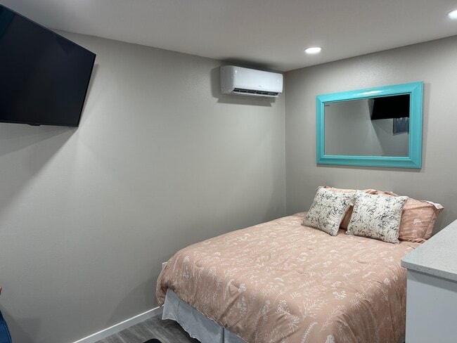 Foto del edificio - 7020 Mango Ave S