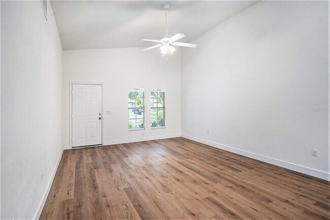 Foto del edificio - 8514 N Hyaleah Rd