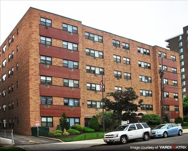 Imperial Apts Apartments Hackensack, NJ
