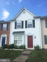 Building Photo - 9906 Warwick Pl