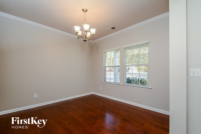 Foto del edificio - 327 Thornbury St