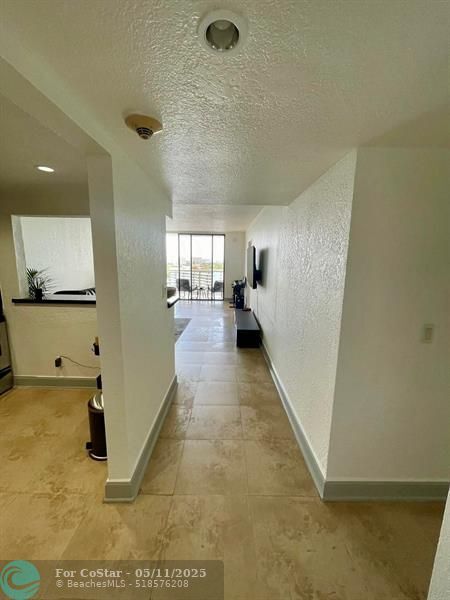 Building Photo - 13499 Biscayne Blvd
