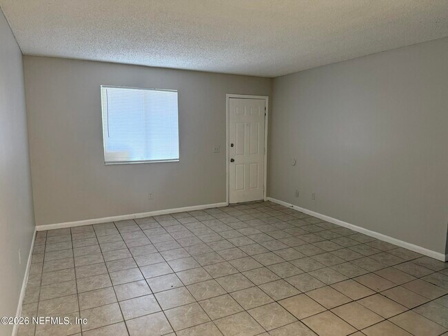 Foto del edificio - 5120 Westchase Ct