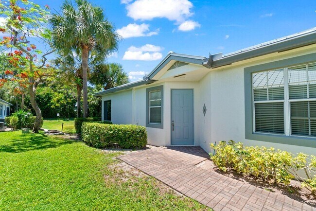 Building Photo - 156 Coconut Key Ln