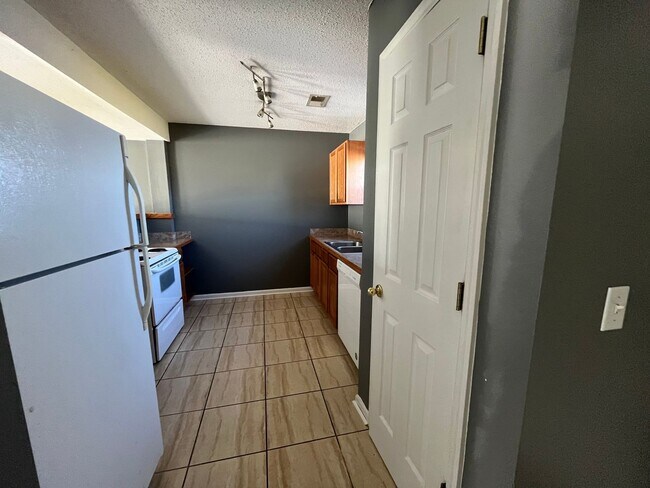 Foto del edificio - 57 Bearing Cir