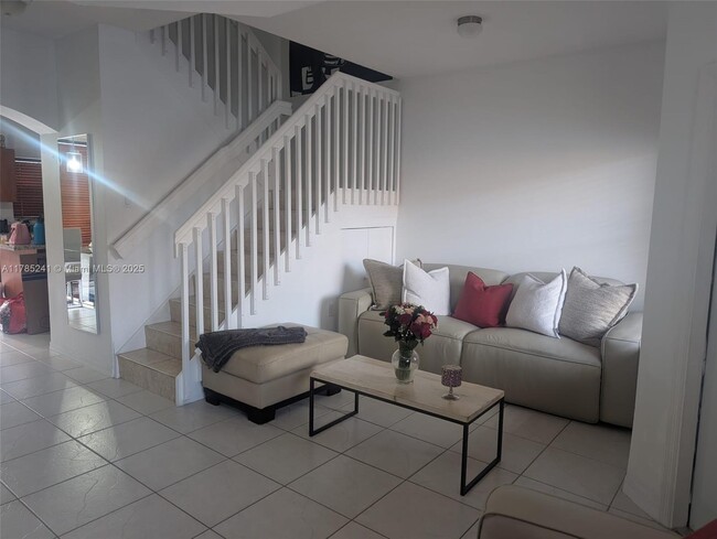 Foto del edificio - 6016 NW 116 Pl
