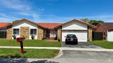 Building Photo - 20118 NW 58th Pl
