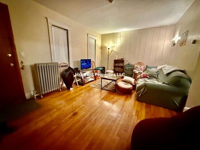 Foto del edificio - 89 Hillsdale Rd