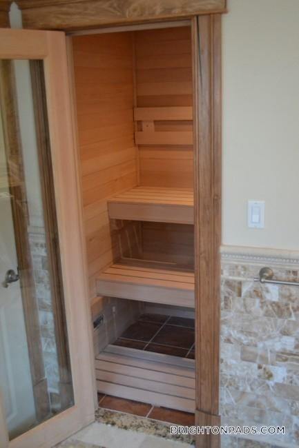 Building Photo - 127 Nonantum St