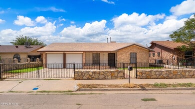Building Photo - 921 Wier Ln