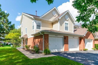 Building Photo - 1432 Hampshire Ct