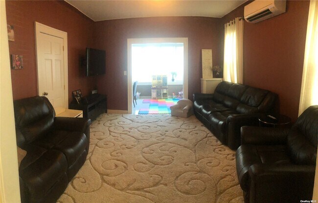 Foto del edificio - 87-27-87-81 81st Ave