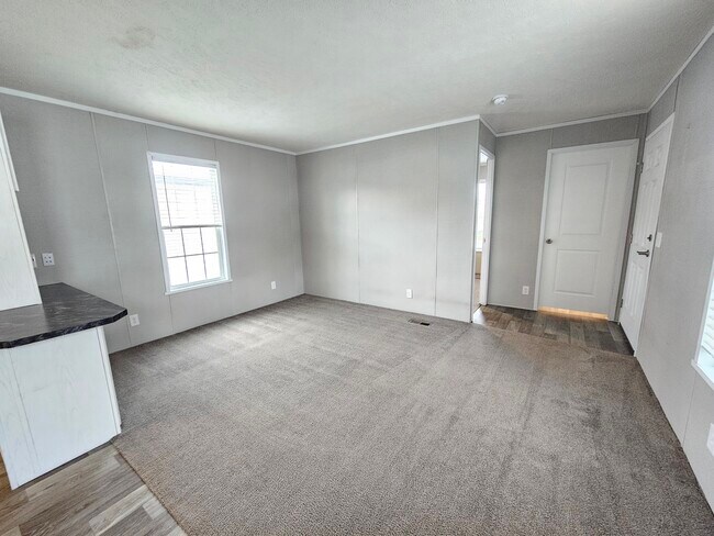 Foto del edificio - 46000 Geddes Rd