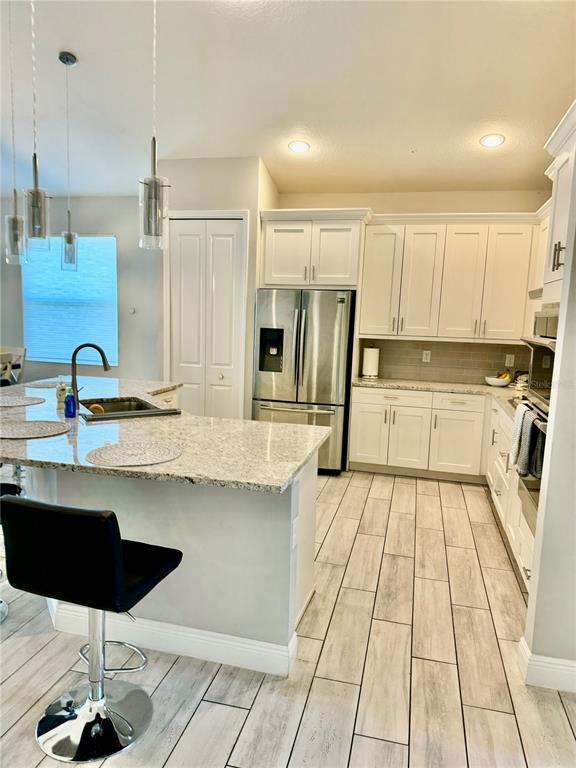 Foto del edificio - 6233 Champions Row St