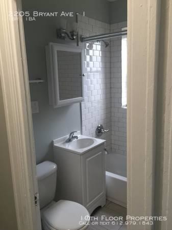 Primary Photo - 1 bedroom in Minneapolis MN 55405